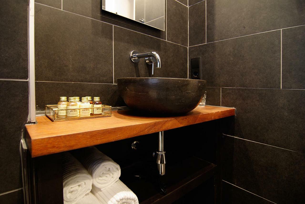 1637: Historic Canal View Suites Amsterdam Dış mekan fotoğraf